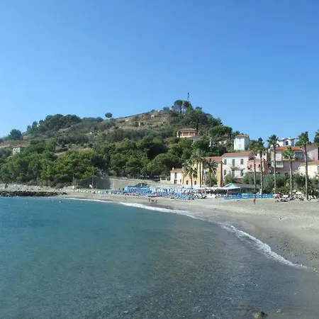 Costarainera Sleeps 14 Pool Air Con Wifi Caramagna Ligure